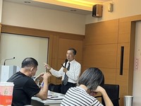 日期:112年7月22日
上午场(9:00-12:00)讲题:招募观人术(上)
下午场(13:30-16:30)讲题:招募观人术(下)
地点:建工校区东栋 东001教室
讲师:中国命相卜顾问协会 谢达辉理事长